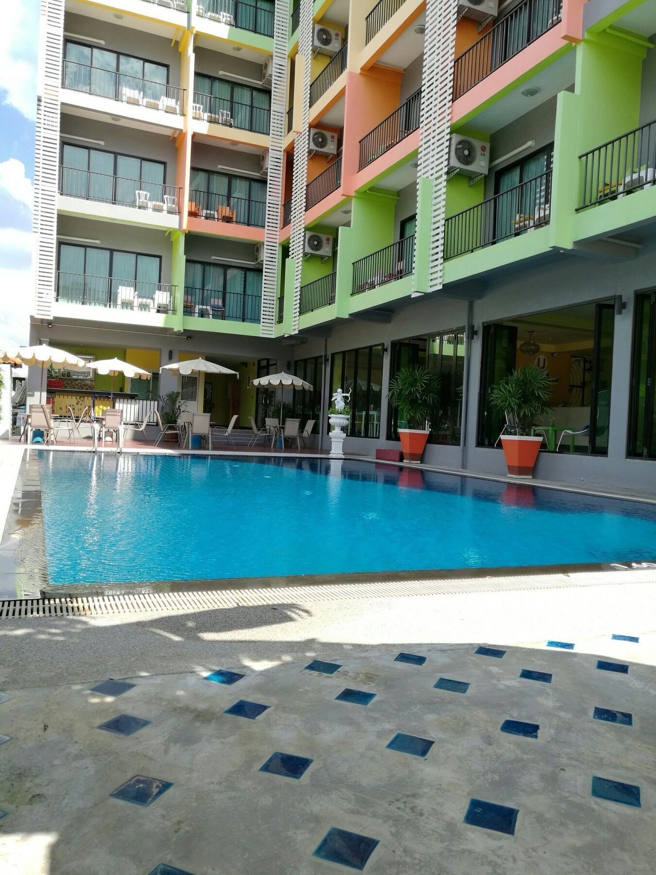 Oyo 75367 Ud Pattaya Hotel Bang Lamung Zewnętrze zdjęcie
